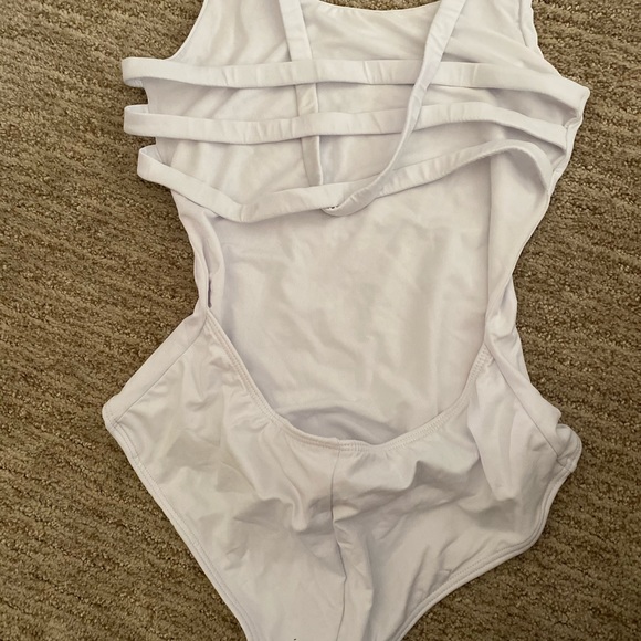 Brand new! Mapalé White One- Piece Swimsuits so L - Picture 3 of 8